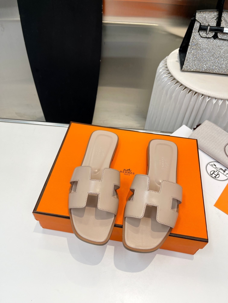 Hermes Slippers